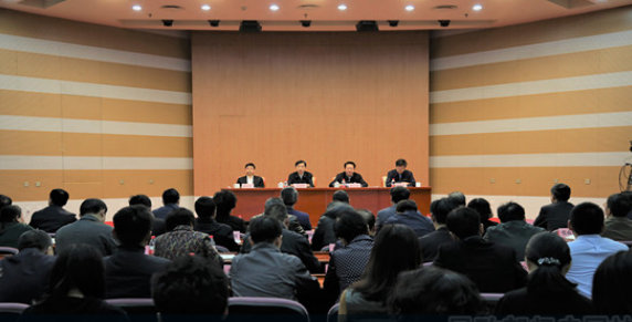 人力资源社会保障部：打击“挂证”行为决不手